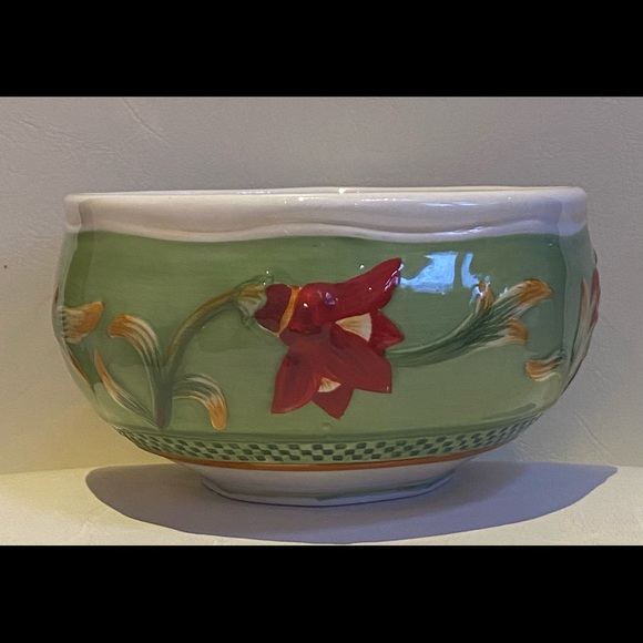 Soup/Cereal Bowl
Bellacara
by FITZ & FLOYD - Picture 2 of 4